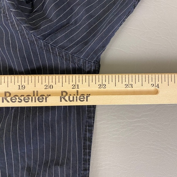 Kenneth Cole REACTION Button Down Shirt Men's‎ Large Gray Striped 100% Cotton - Picture 8 of 12